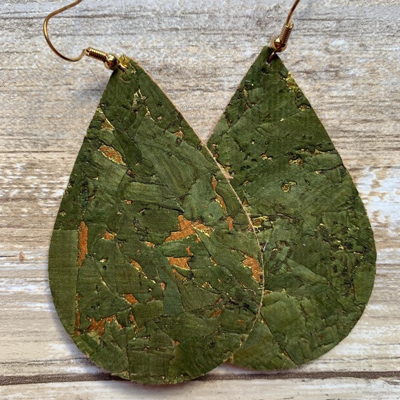 Handcrafted Genuine Leather Earrings - Picture 6 of 8